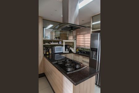 Apartamento à venda com 136m², 3 quartos e 2 vagas Apartamento à venda com 136m², 3 quartos e 2 vagasCozinha
