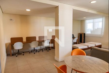 Apartamento à venda com 136m², 3 quartos e 2 vagas Apartamento à venda com 136m², 3 quartos e 2 vagasLan House