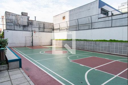 Apartamento à venda com 136m², 3 quartos e 2 vagas Apartamento à venda com 136m², 3 quartos e 2 vagasQuadra esportiva