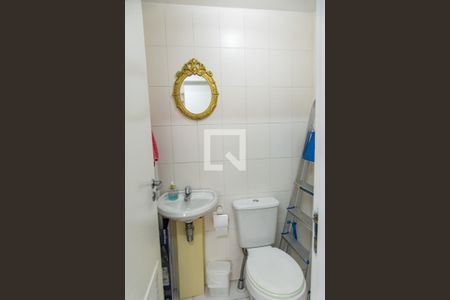 Apartamento à venda com 136m², 3 quartos e 2 vagas Apartamento à venda com 136m², 3 quartos e 2 vagasBanheiro de serviço