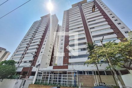 Apartamento à venda com 136m², 3 quartos e 2 vagas Apartamento à venda com 136m², 3 quartos e 2 vagasFachada