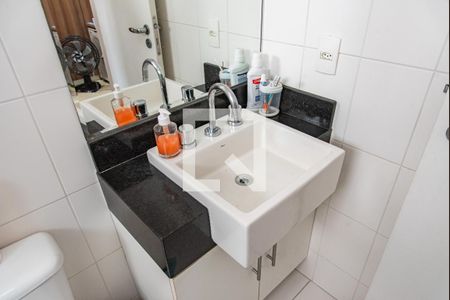 Apartamento à venda com 136m², 3 quartos e 2 vagas Apartamento à venda com 136m², 3 quartos e 2 vagasBanheiro da suíte 2