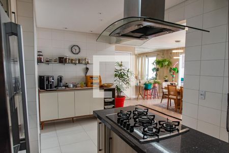 Apartamento à venda com 136m², 3 quartos e 2 vagas Apartamento à venda com 136m², 3 quartos e 2 vagasCozinha