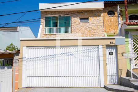 Casa à venda com 182m², 3 quartos e 4 vagasFachada