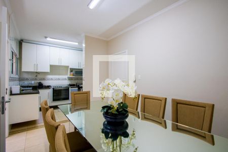 Casa à venda com 182m², 3 quartos e 4 vagasCopa