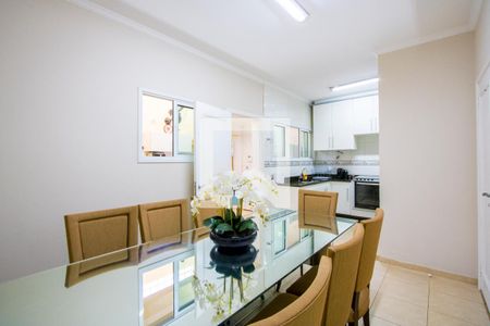 Casa à venda com 182m², 3 quartos e 4 vagasCopa