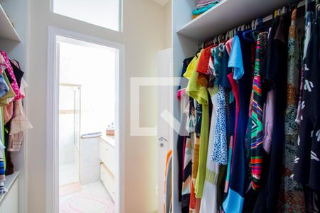 Closet do quarto 1 de casa à venda com 3 quartos, 182m² em Vila Scarpelli, Santo André