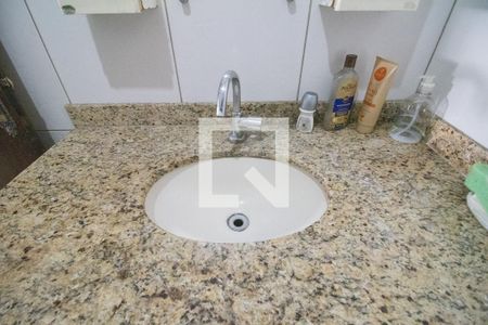 Casa à venda com 370m², 6 quartos e 2 vagasBanheiro Social da casa principal