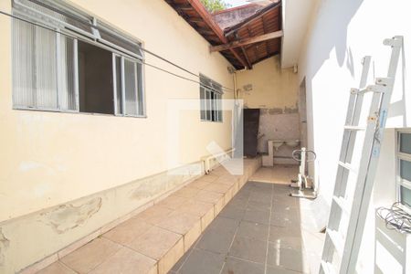 Casa à venda com 370m², 6 quartos e 2 vagasÁrea de Serviço da casa dos fundos