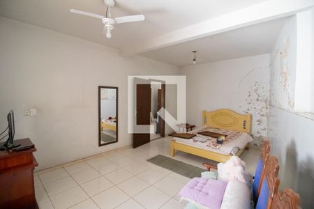 Casa à venda com 370m², 6 quartos e 2 vagasQuarto 1 da casa principal