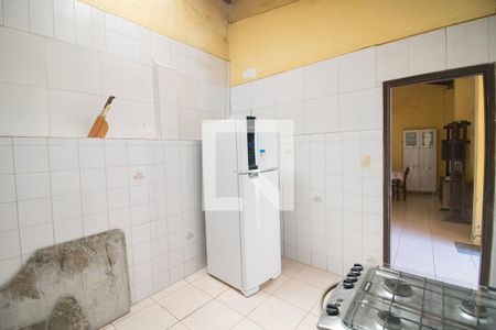 Casa à venda com 370m², 6 quartos e 2 vagasCozinha da casa principal