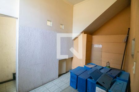 Casa à venda com 370m², 6 quartos e 2 vagasEscritório da casa dos fundos