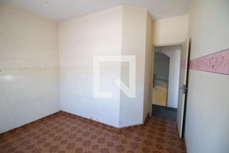 Casa à venda com 370m², 6 quartos e 2 vagasQuarto da casa dos fundos