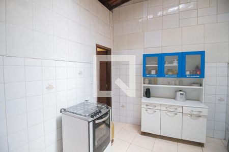 Casa à venda com 370m², 6 quartos e 2 vagasCozinha da casa principal