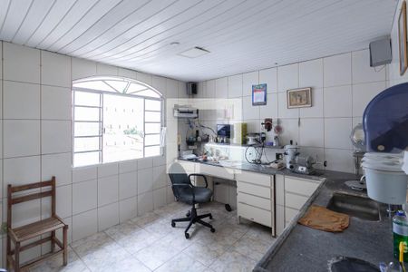 Casa à venda com 300m², 4 quartos e 4 vagas