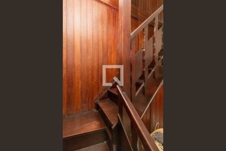 Casa de condomínio à venda com 210m², 3 quartos e 1 vaga Casa de condomínio à venda com 210m², 3 quartos e 1 vagaHall - Acesso ao Terceiro Andar