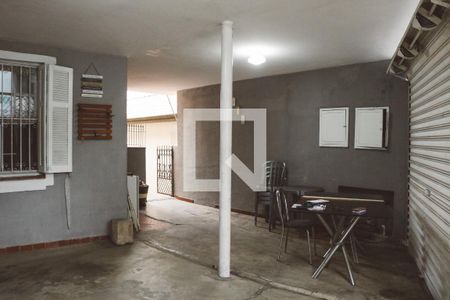 Casa à venda com 130m², 3 quartos e 2 vagas Casa à venda com 130m², 3 quartos e 2 vagasGaragem