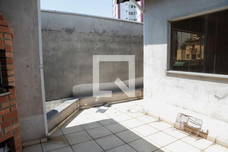 Casa à venda com 225m², 5 quartos e 2 vagas Casa à venda com 225m², 5 quartos e 2 vagasÁrea comum