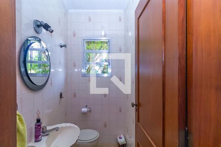 Casa à venda com 285m², 4 quartos e 3 vagas Casa à venda com 285m², 4 quartos e 3 vagasBanheiro 2