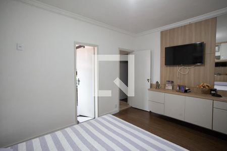 Casa à venda com 342m², 5 quartos e 4 vagasSuíte 3