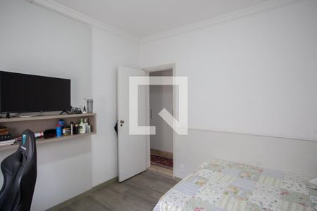 Casa à venda com 342m², 5 quartos e 4 vagasQuarto 2