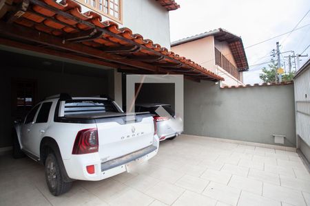 Casa à venda com 342m², 5 quartos e 4 vagasGaragem