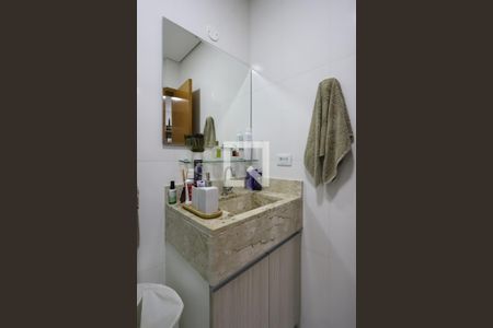 Apartamento à venda com 68m², 2 quartos e 1 vaga Apartamento à venda com 68m², 2 quartos e 1 vagaBanheiro