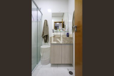 Apartamento à venda com 68m², 2 quartos e 1 vaga Apartamento à venda com 68m², 2 quartos e 1 vagaBanheiro