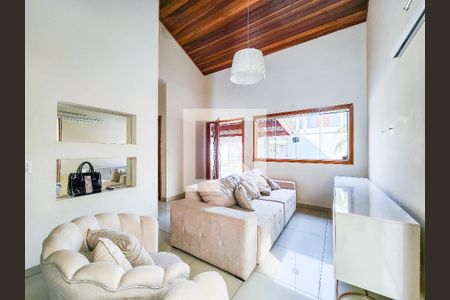 Sala de casa para alugar com 4 quartos, 140m² em Loteamento Villa Branca, Jacareí
