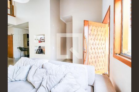 Sala de casa para alugar com 4 quartos, 140m² em Loteamento Villa Branca, Jacareí