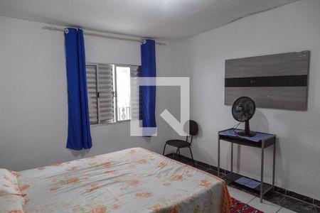 Quarto 1 de casa para alugar com 2 quartos, 62m² em Jardim Santa Rita, Guarulhos