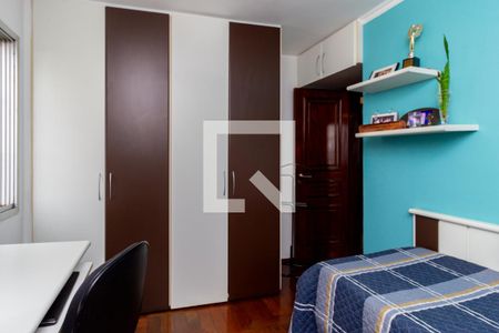 Apartamento à venda com 226m², 3 quartos e 2 vagas Apartamento à venda com 226m², 3 quartos e 2 vagasQuarto 1