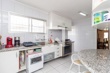 Apartamento à venda com 226m², 3 quartos e 2 vagas Apartamento à venda com 226m², 3 quartos e 2 vagasCozinha