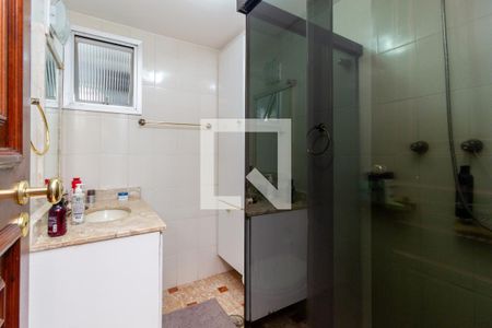 Apartamento à venda com 226m², 3 quartos e 2 vagas Apartamento à venda com 226m², 3 quartos e 2 vagasBanheiro - Social