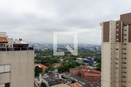 Apartamento à venda com 226m², 3 quartos e 2 vagas Apartamento à venda com 226m², 3 quartos e 2 vagasVista - Piscina