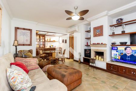 Apartamento à venda com 226m², 3 quartos e 2 vagas Apartamento à venda com 226m², 3 quartos e 2 vagasSala de TV - Andar Superior