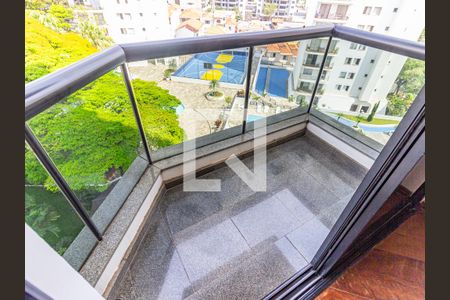 Apartamento à venda com 260m², 4 quartos e 4 vagas Apartamento à venda com 260m², 4 quartos e 4 vagasSuíte Master - Varanda