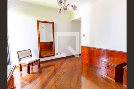 Apartamento à venda com 260m², 4 quartos e 4 vagas Apartamento à venda com 260m², 4 quartos e 4 vagasSuíte Master