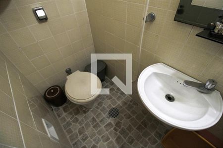 Apartamento para alugar com 140m², 3 quartos e 2 vagas Apartamento para alugar com 140m², 3 quartos e 2 vagasBanheiro de serviço