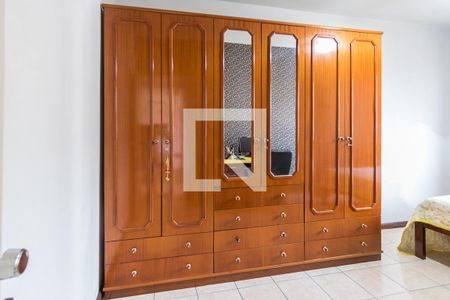 Apartamento à venda com 93m², 2 quartos e 1 vagaQuarto 2 - Armário