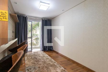 Sala de apartamento para alugar com 2 quartos, 57m² em Novo Mundo, Curitiba