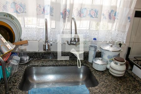 Casa de condomínio à venda com 74m², 2 quartos e 1 vagaCozinha
