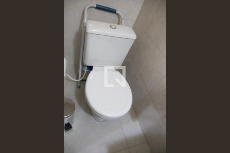 Casa de condomínio à venda com 74m², 2 quartos e 1 vagaBanheiro 3