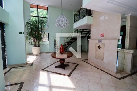 Apartamento à venda com 250m², 4 quartos e 6 vagasHall de entrada