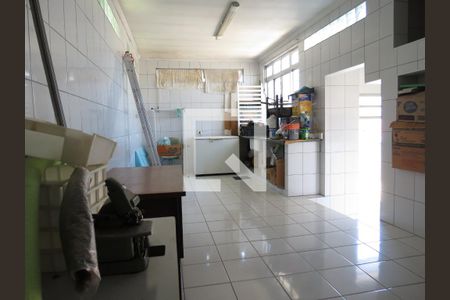 Casa à venda com 280m², 5 quartos e 4 vagasCozinha 2