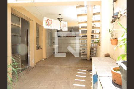 Casa à venda com 280m², 5 quartos e 4 vagasÁrea de Serviço