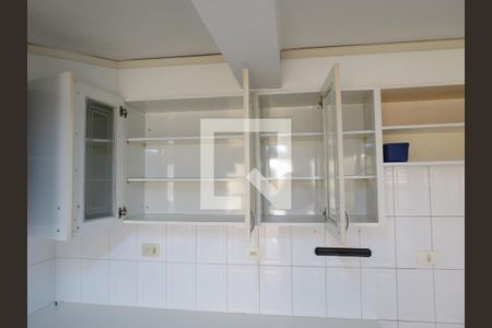 Casa à venda com 280m², 5 quartos e 4 vagasCozinha 