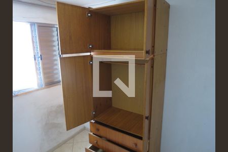 Casa à venda com 280m², 5 quartos e 4 vagasQuarto 1 - Armário