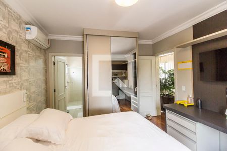 Casa de condomínio à venda com 530m², 4 quartos e 6 vagas Casa de condomínio à venda com 530m², 4 quartos e 6 vagasSuíte 2