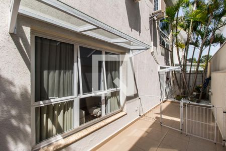 Casa de condomínio à venda com 530m², 4 quartos e 6 vagas Casa de condomínio à venda com 530m², 4 quartos e 6 vagasEspaço Pet